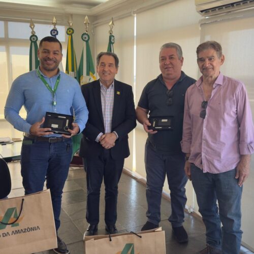 Facmat recebe representantes do Banco da Amazônia para tratar de parceria em fomento ao comércio