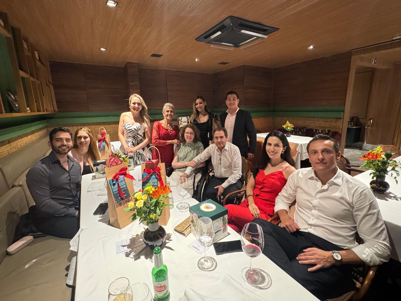 Confraternização encerra 2025 da diretoria da ACCuiabá e da Facmat